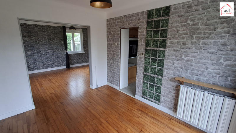 Maison - 136 m² - 8 pièces