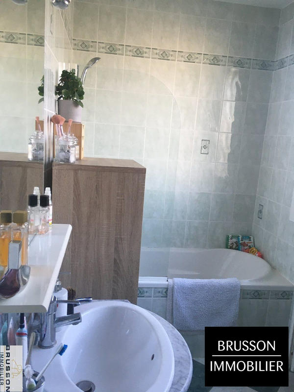 Maison - 101 m² - 4 pièces