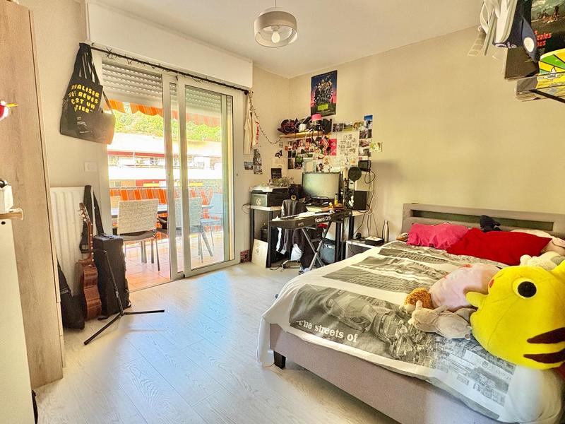 Appartement - 81 m² - 4 pièces