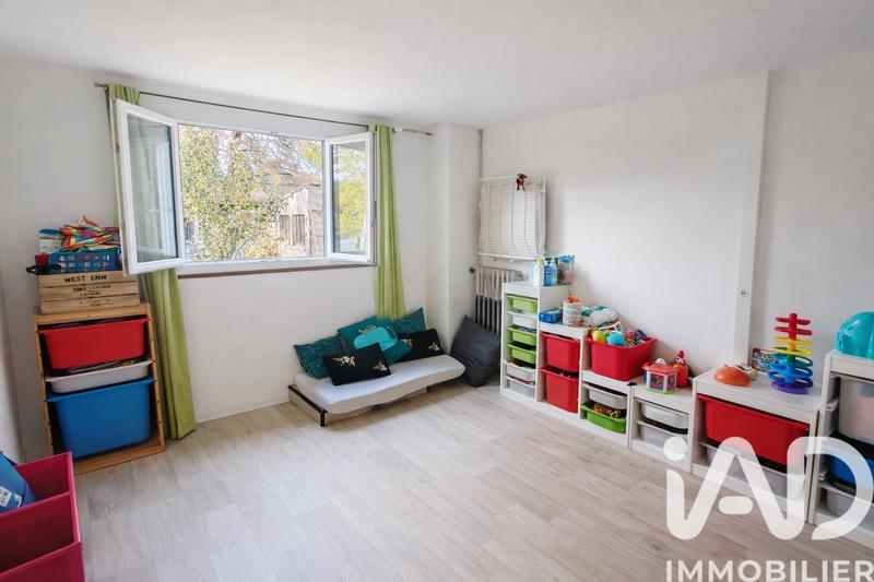 Maison - 121 m² - 6 pièces