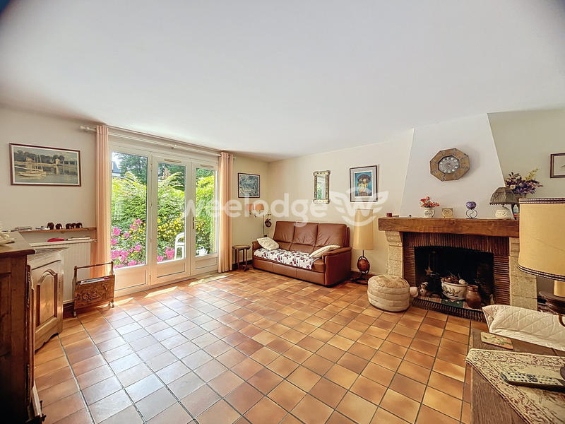 Maison traditionnelle - 118 m² - 7 pièces