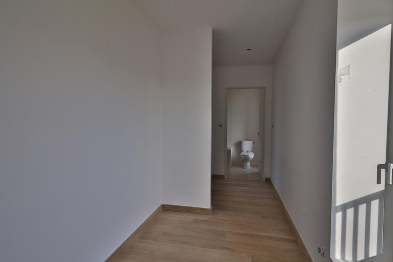 Appartement - 90 m² - 4 pièces