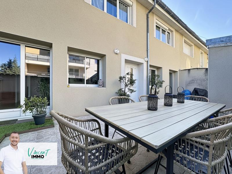 Maison - 144 m² - 5 pièces