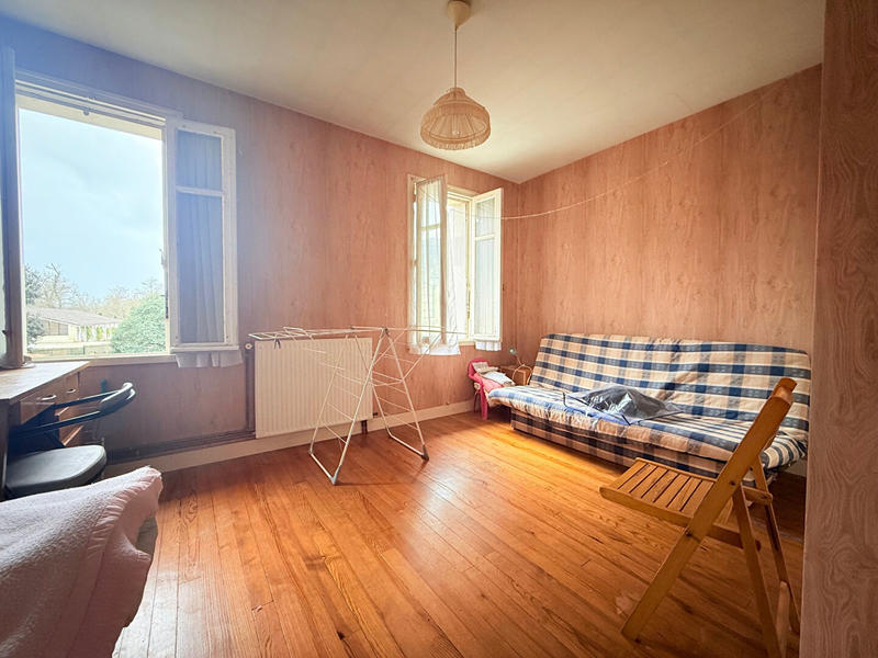 Maison - 95 m² - 5 pièces