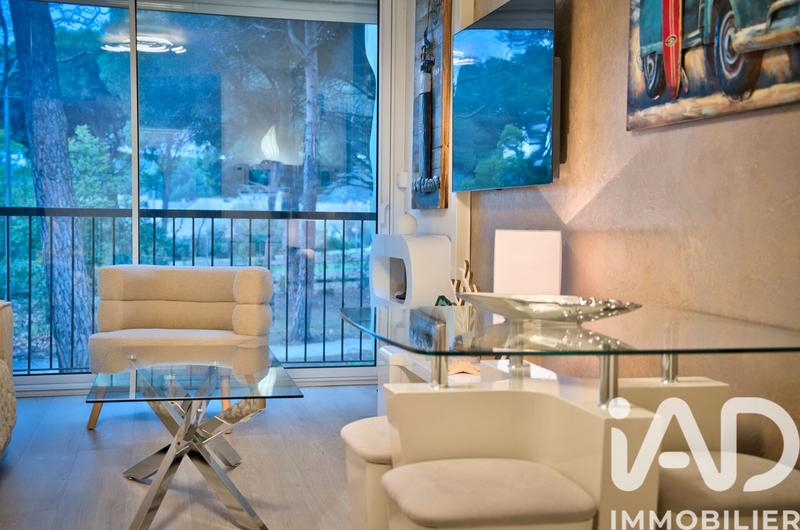 Studio - 25 m² - 1 pièce