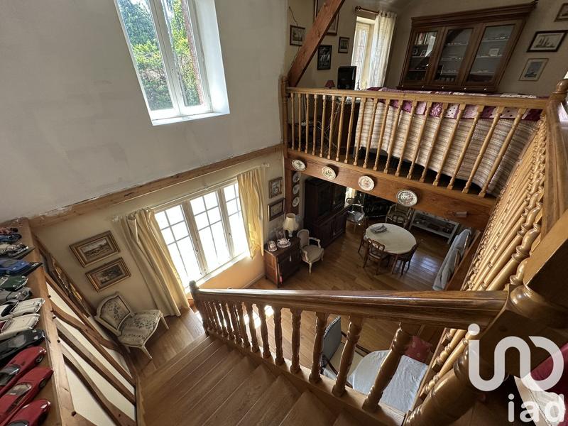 Maison - 203 m² - 5 pièces