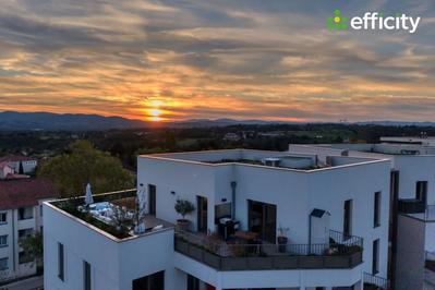 Appartement - 100 m² - 4 pièces