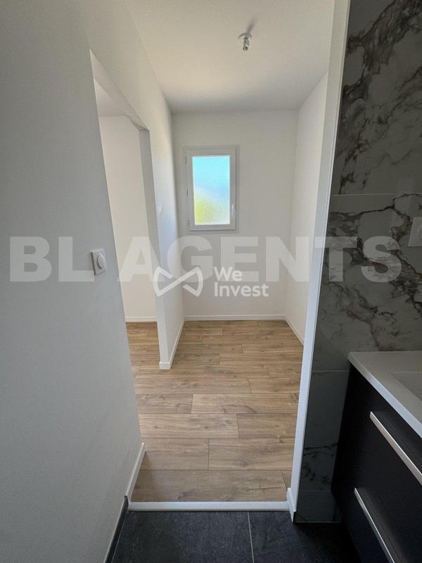 Maison - 99 m² - 4 pièces