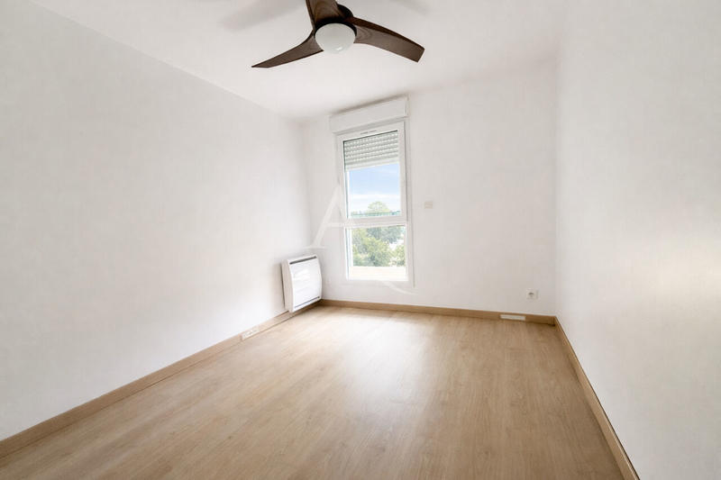 Appartement - 94 m² - 4 pièces