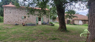 Maison traditionnelle - 105 m² - 5 pièces