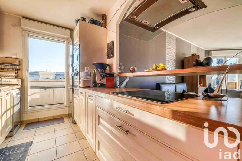 Appartement - 83 m² - 4 pièces