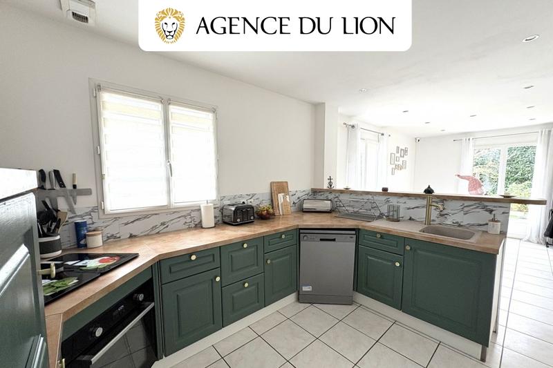 Maison - 138 m² - 8 pièces