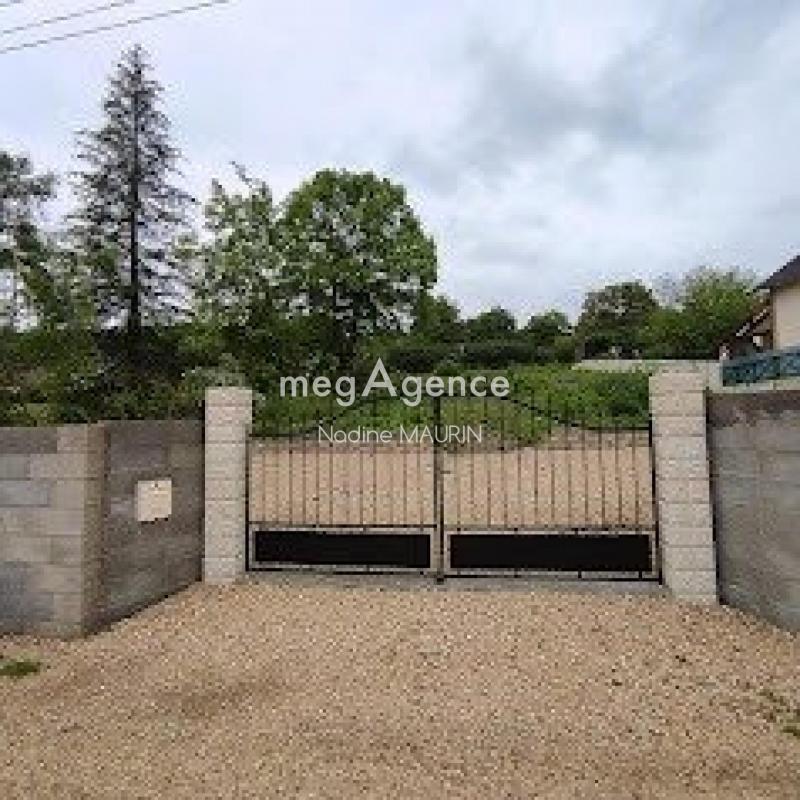 Terrain constructible - 728 m²