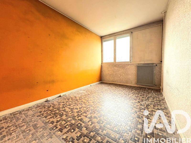 Appartement - 96 m² - 5 pièces
