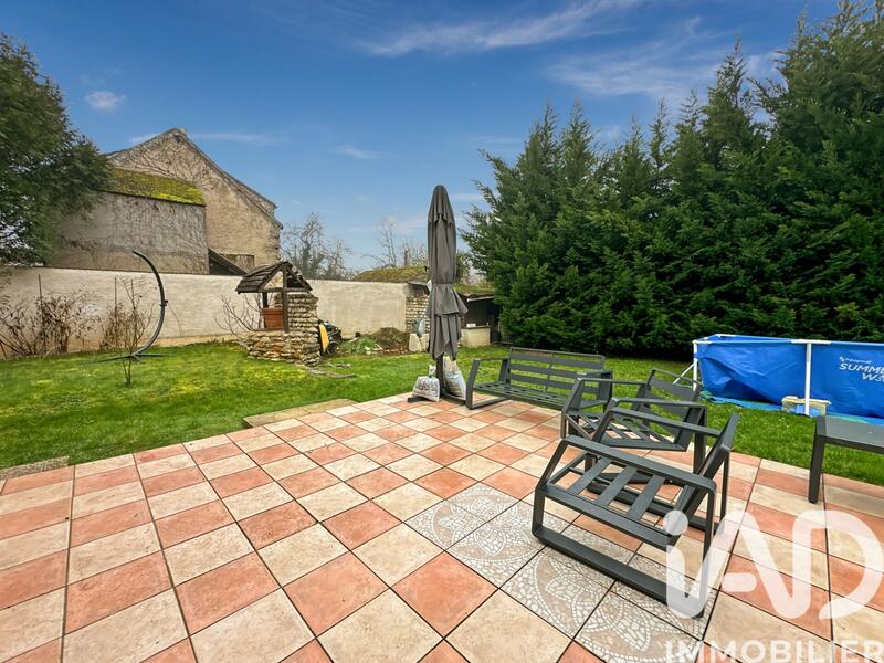 Maison - 121 m² - 6 pièces