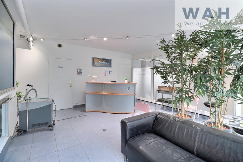 Local commercial - 114 m²