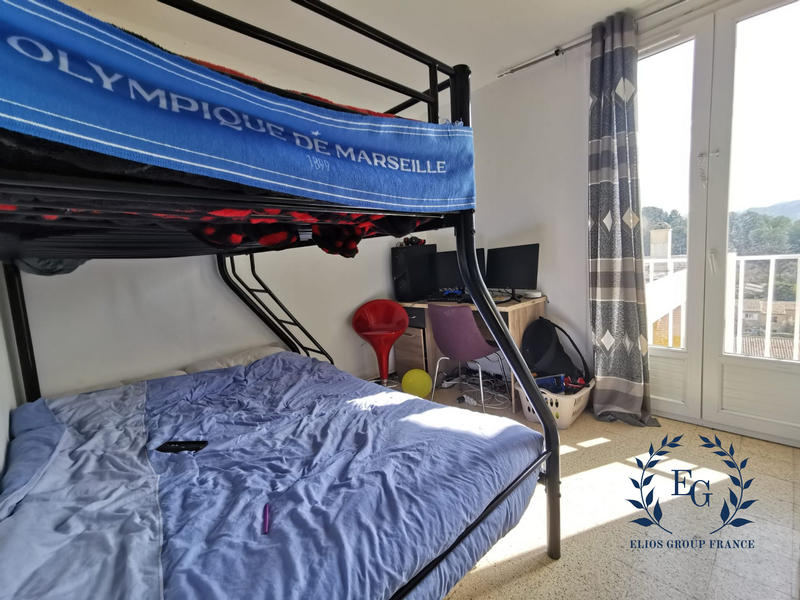 Appartement - 75 m² - 4 pièces