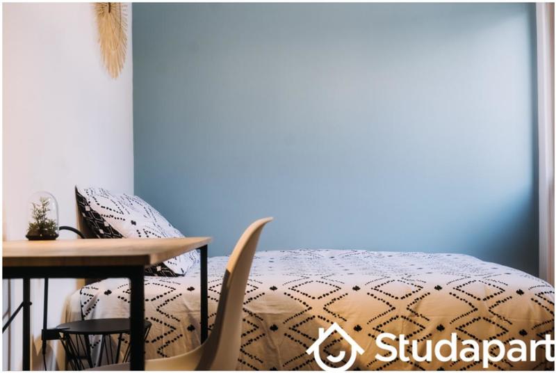 Chambre - 10 m² - 1 pièce