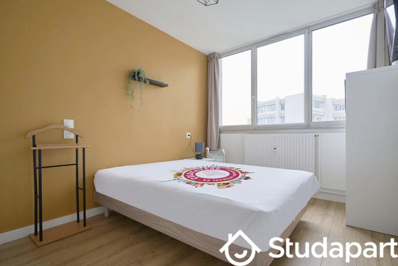 Chambre - 9 m² - 1 pièce