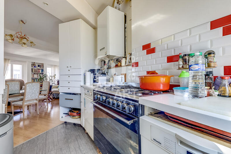 Appartement - 110 m² - 4 pièces