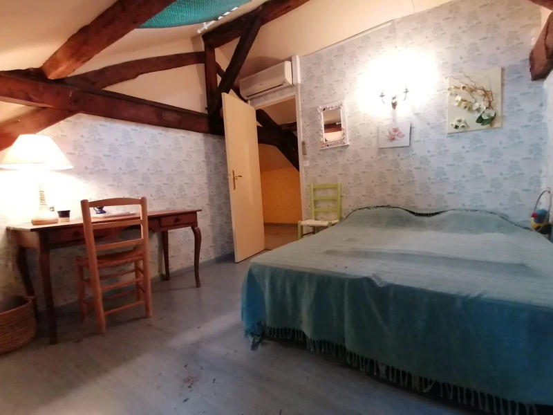 Maison traditionnelle - 141 m² - 6 pièces