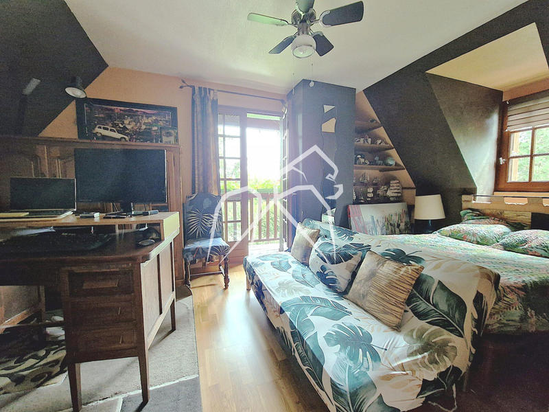 Maison - 170 m² - 6 pièces