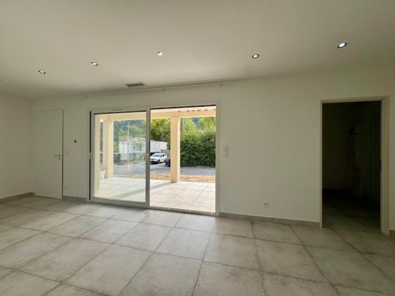 Maison - 92 m² - 5 pièces