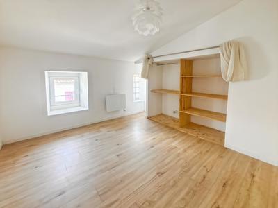 Immeuble - 185 m² - 8 pièces