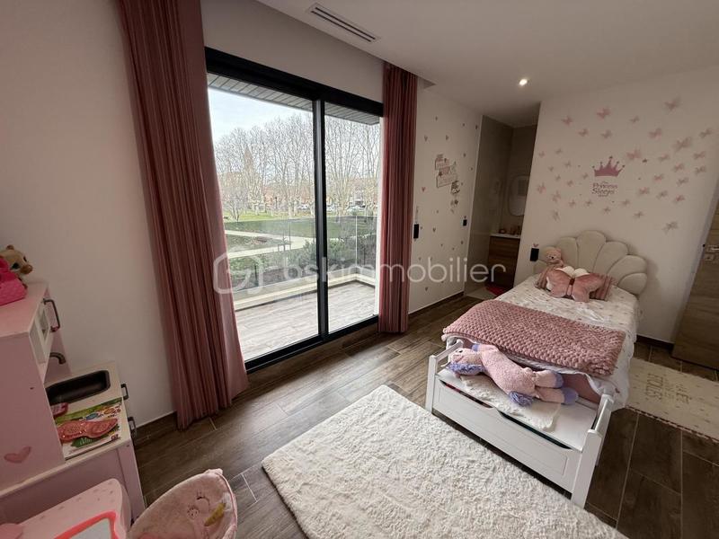 Maison - 150 m² - 5 pièces