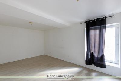 Maison - 150 m² - 4 pièces