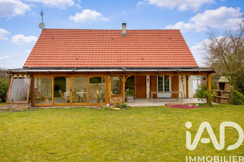 Maison - 180 m² - 7 pièces