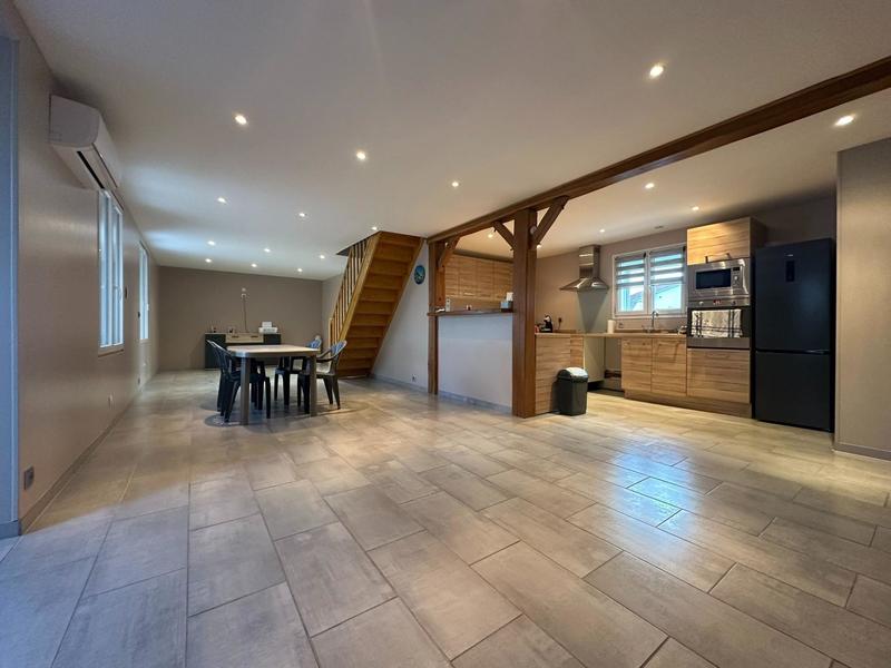 Maison - 137 m² - 4 pièces