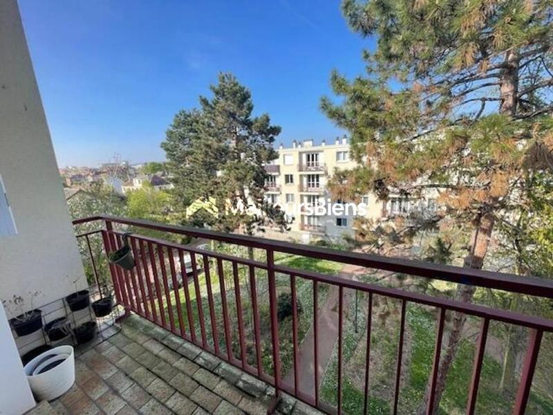 Appartement - 72 m² - 4 pièces