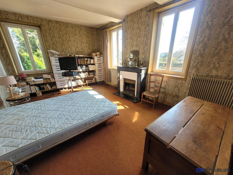 Maison ancienne - 220 m² - 11 pièces