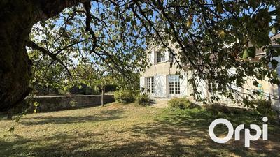 Maison - 170 m² - 7 pièces