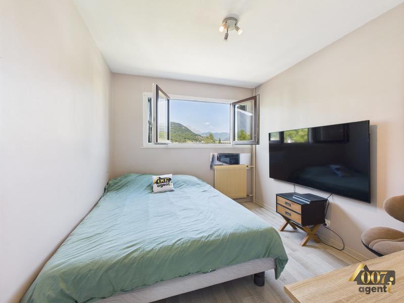 Appartement - 75 m² - 3 pièces