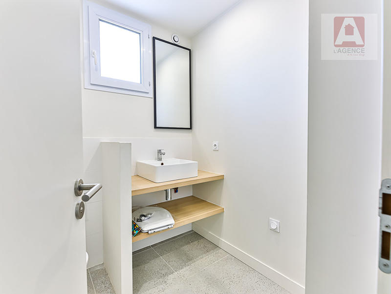 Maison - 157 m² - 6 pièces