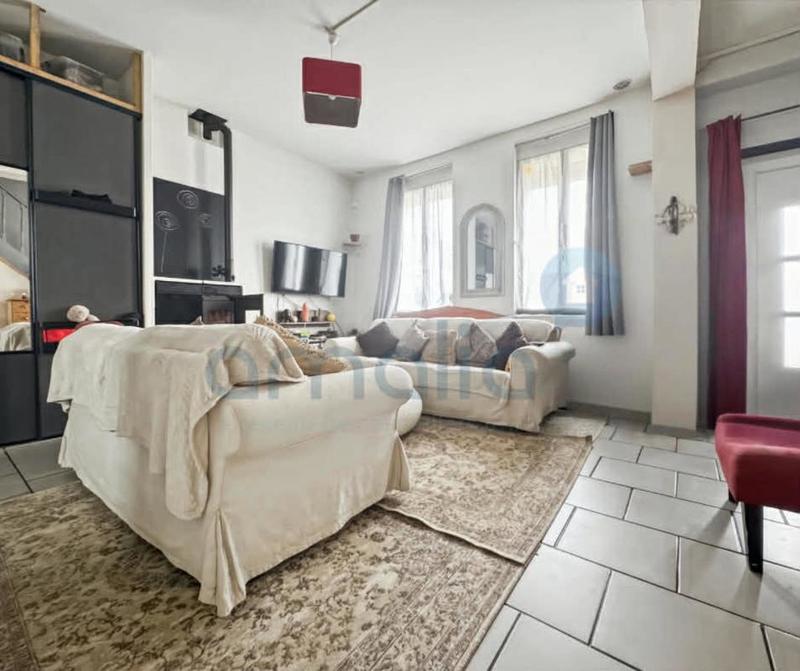 Maison - 88 m² - 5 pièces