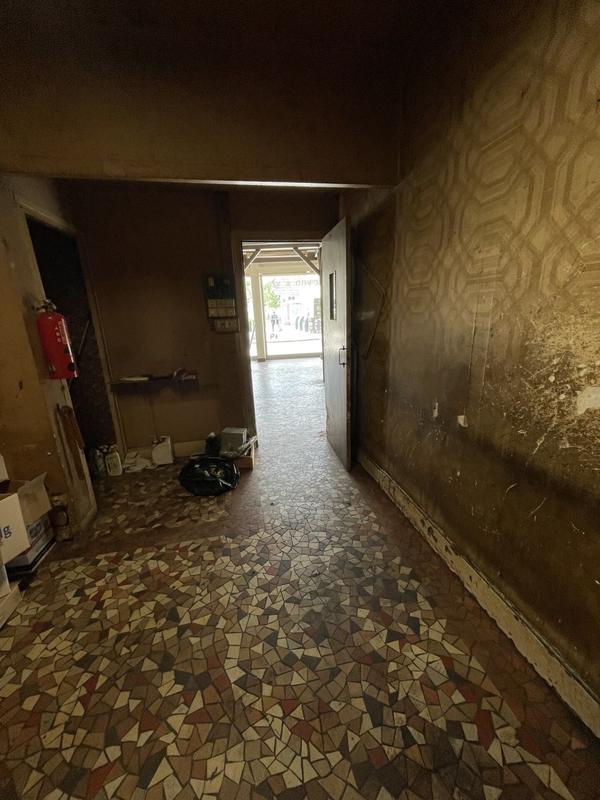 Local commercial - 190 m²