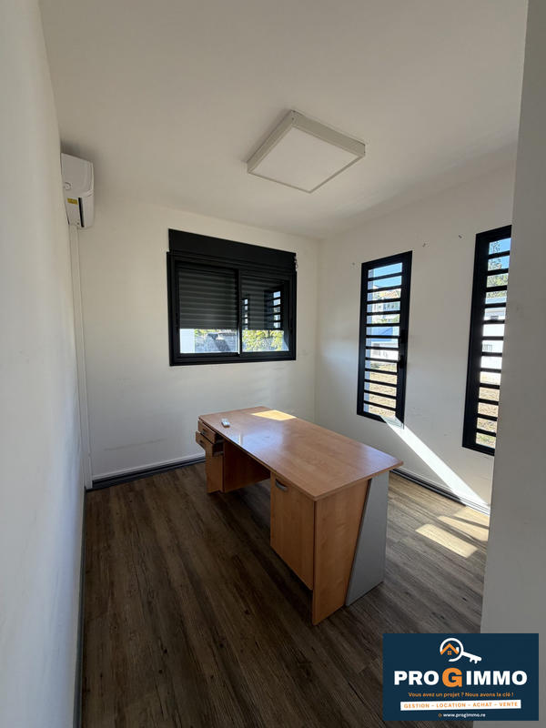 Bureau - 200 m² - 11 pièces