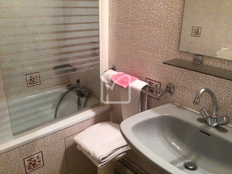 Maison - 397 m² - 17 pièces