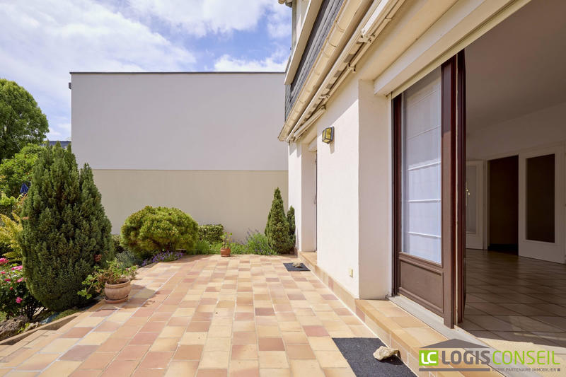 Maison traditionnelle - 125 m² - 5 pièces