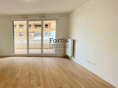 Studio - 33 m² - 1 pièce