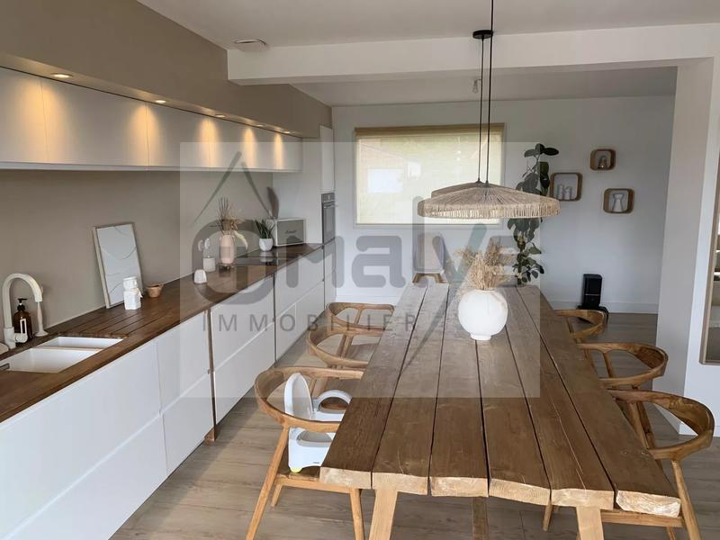 Maison - 130 m² - 5 pièces