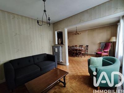 Maison - 88 m² - 5 pièces