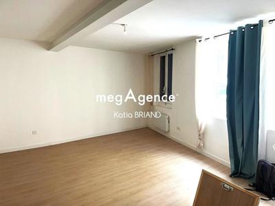 Local commercial - 46 m² - 2 pièces