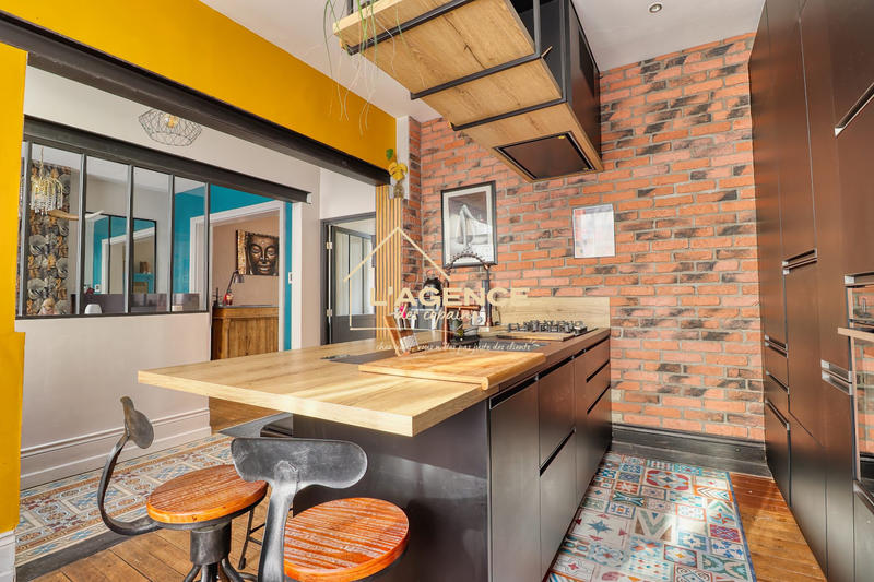 Maison - 160 m² - 7 pièces