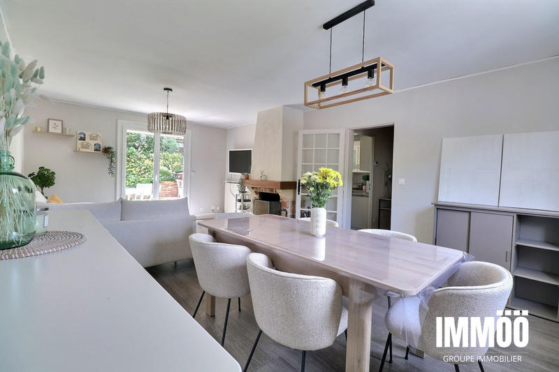 Maison - 93 m² - 4 pièces