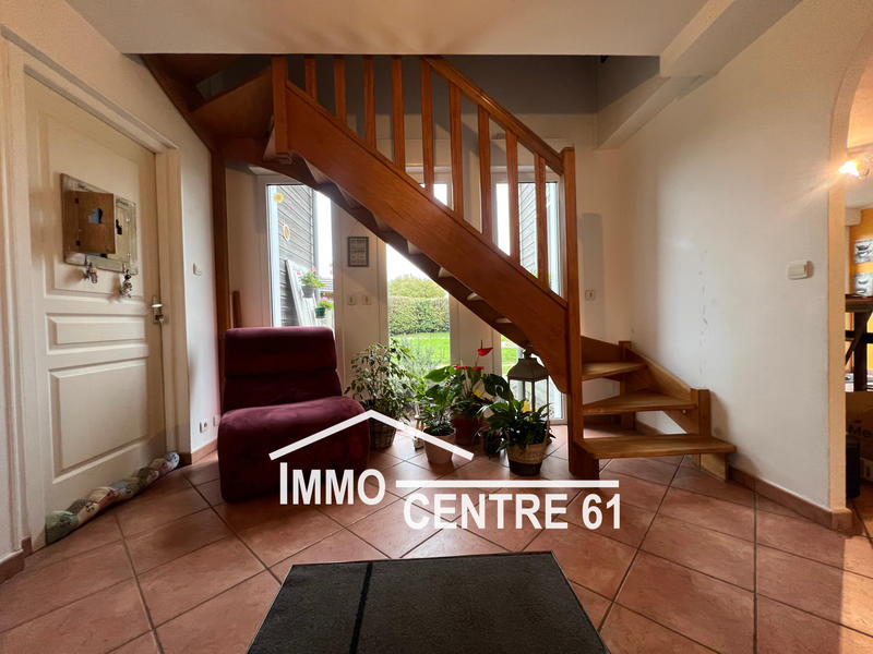 Maison - 157 m² - 8 pièces