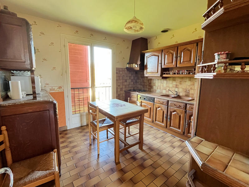 Maison - 90 m² - 4 pièces